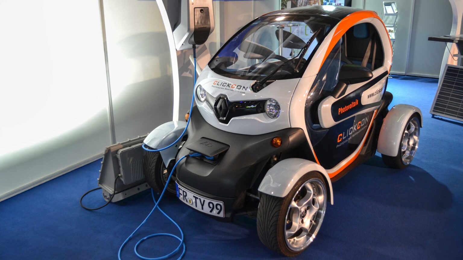 Renault-Twizzy-with-rims