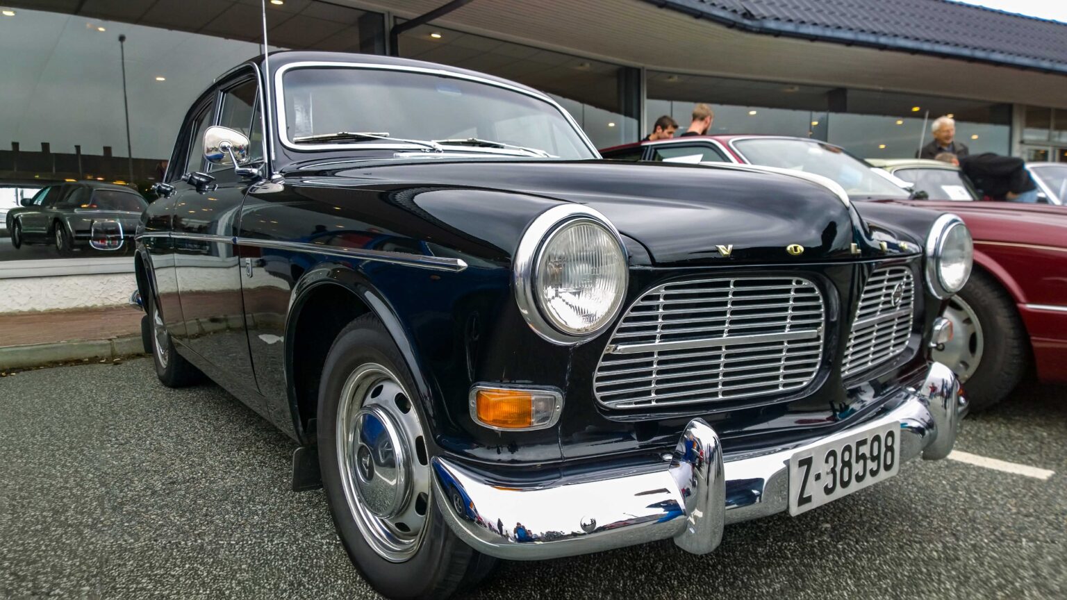 Volvo-Amazon-black-4-door