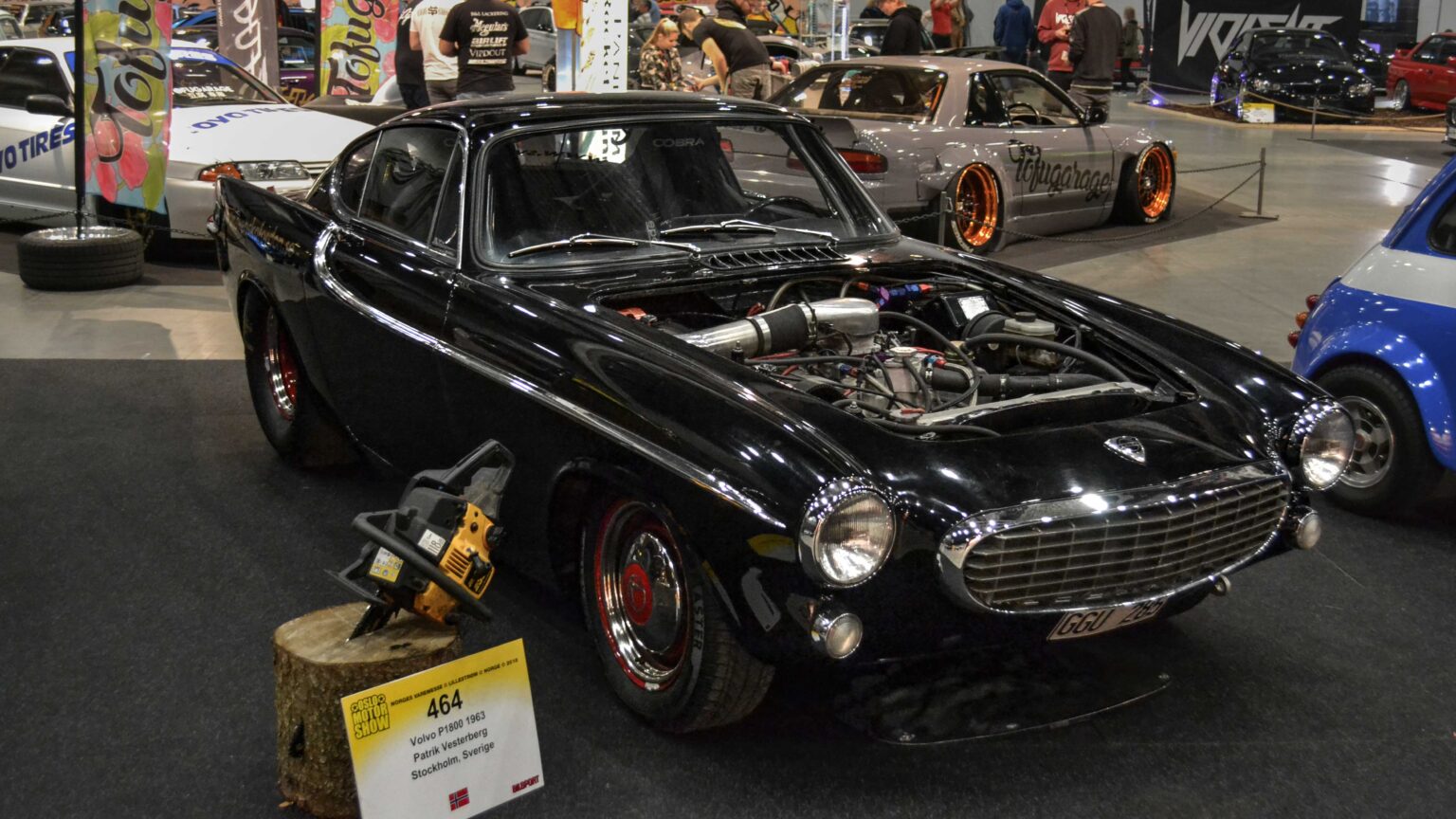 Volvo-P-1800-1963-Drag-race