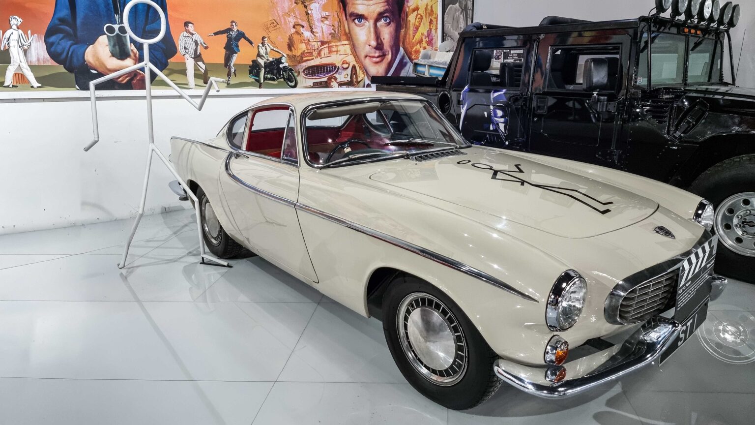 Volvo-P1800-The-Saint