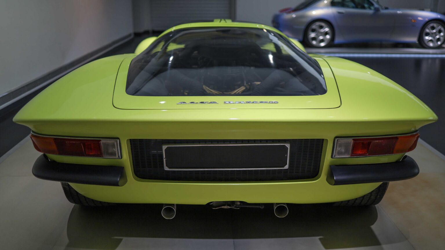 Alfa-Romeo-33-2-Coupe-Speciale-tail