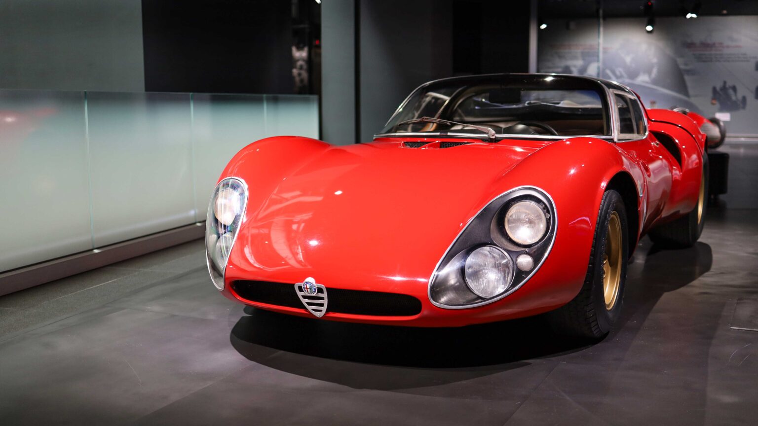 Alfa-Romeo-33-Stradale-prototype-1967