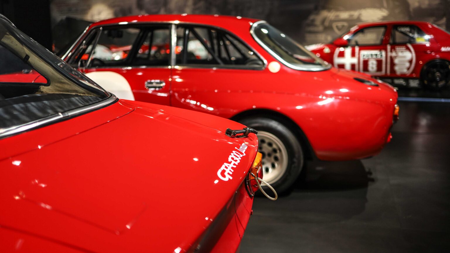 Alfa-Romeo-GTA-1300-Junior-rear