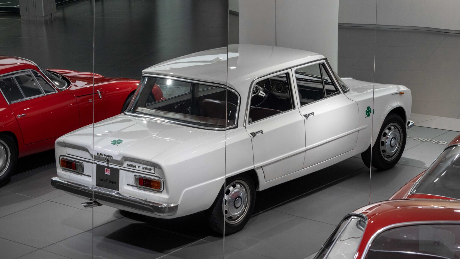 Alfa-Romeo-Giulia-TI-Super-rear