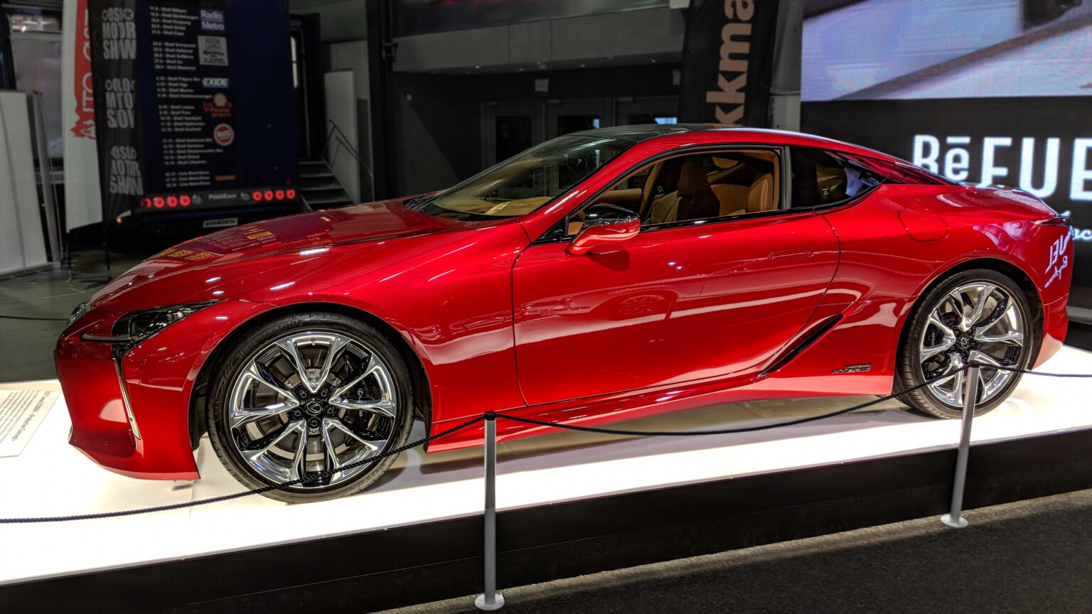 Lexus-LC-Coupe-red