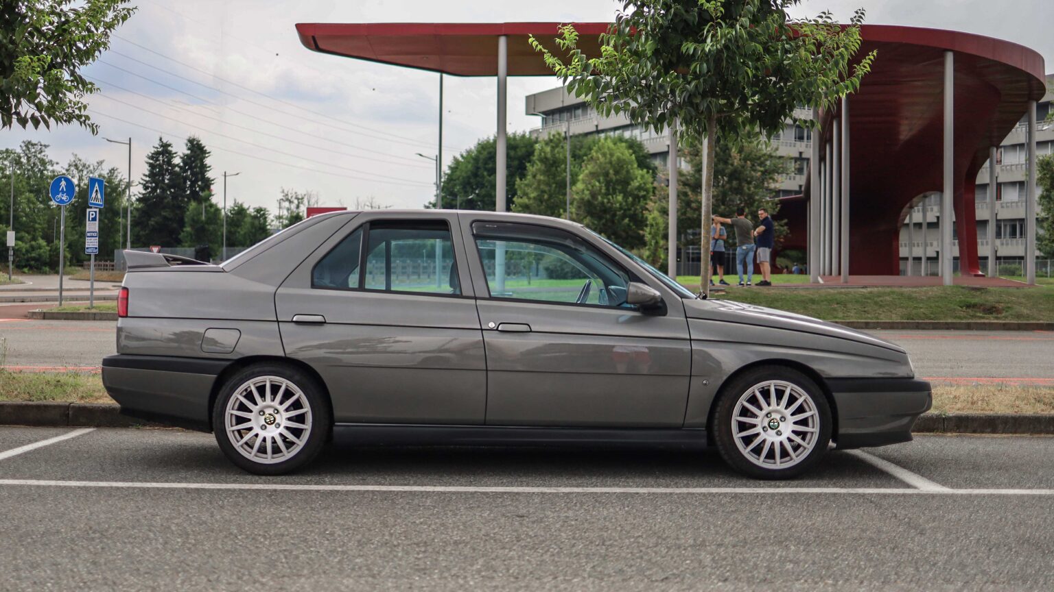Alfa-Romeo-155-at-Milan-Museum