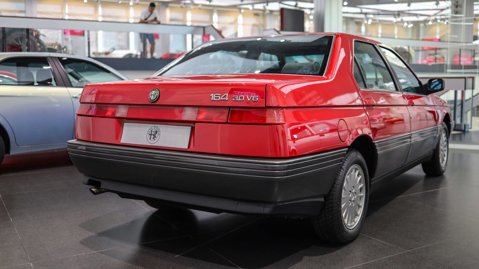Alfa-Romeo-164-1987