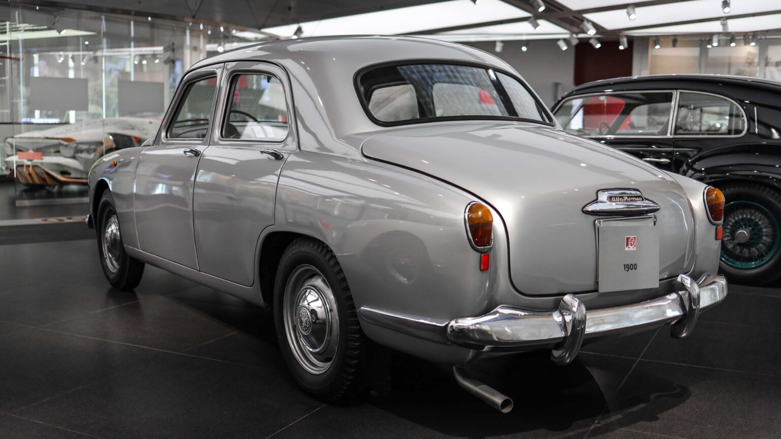 Alfa-Romeo-1900-1950-rear