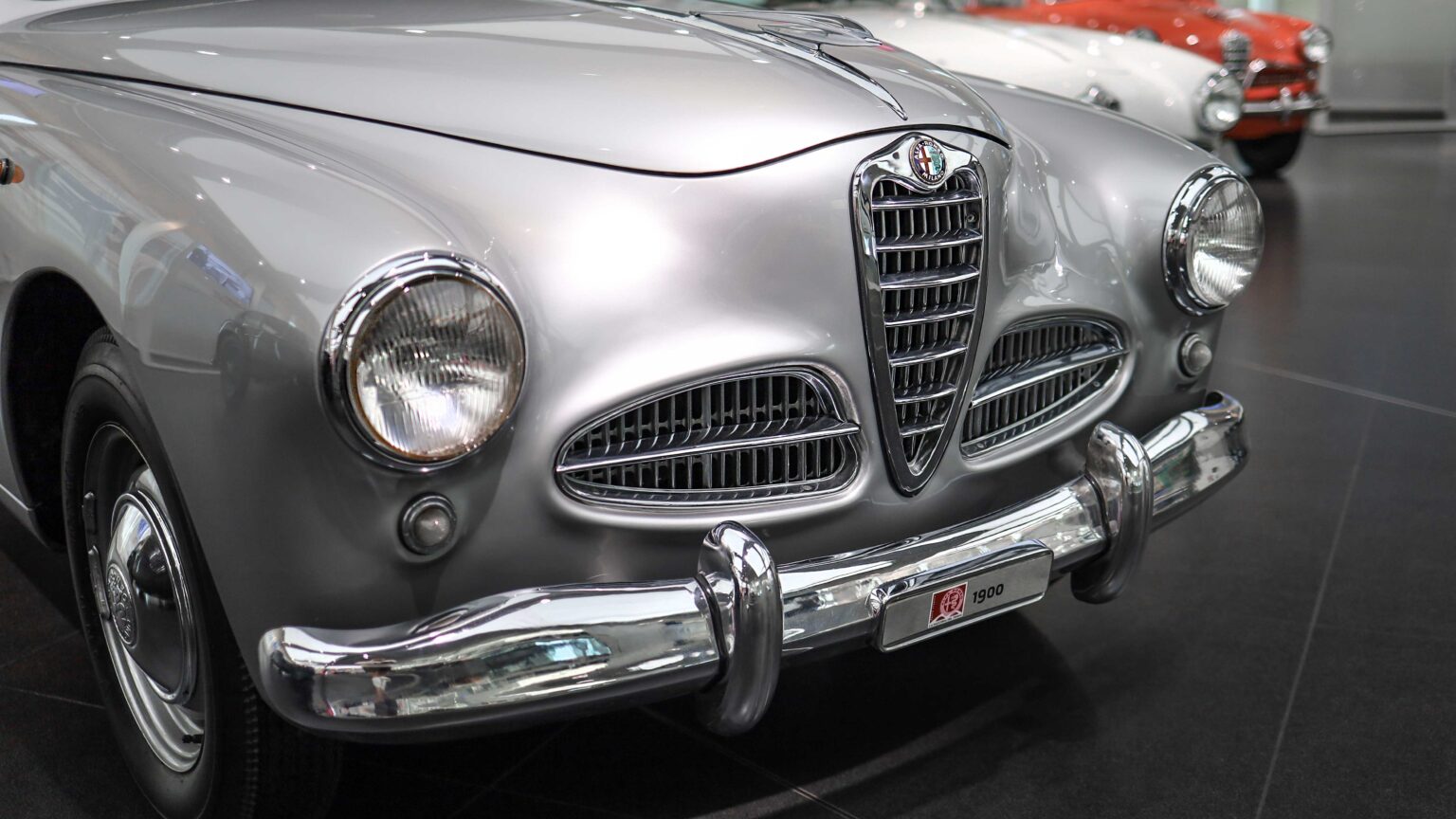 Alfa-Romeo-1900-front