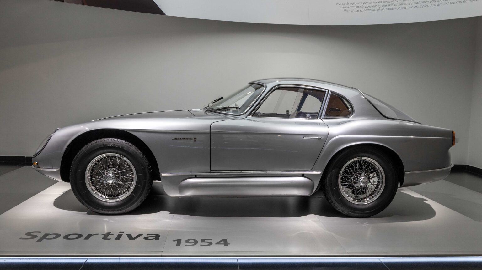 Alfa-Romeo-2000-Sportiva-1954