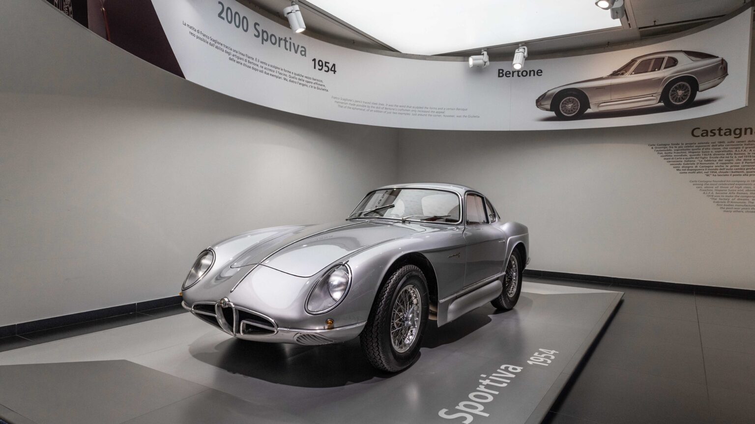 Alfa-Romeo-2000-Sportiva-silver-1954