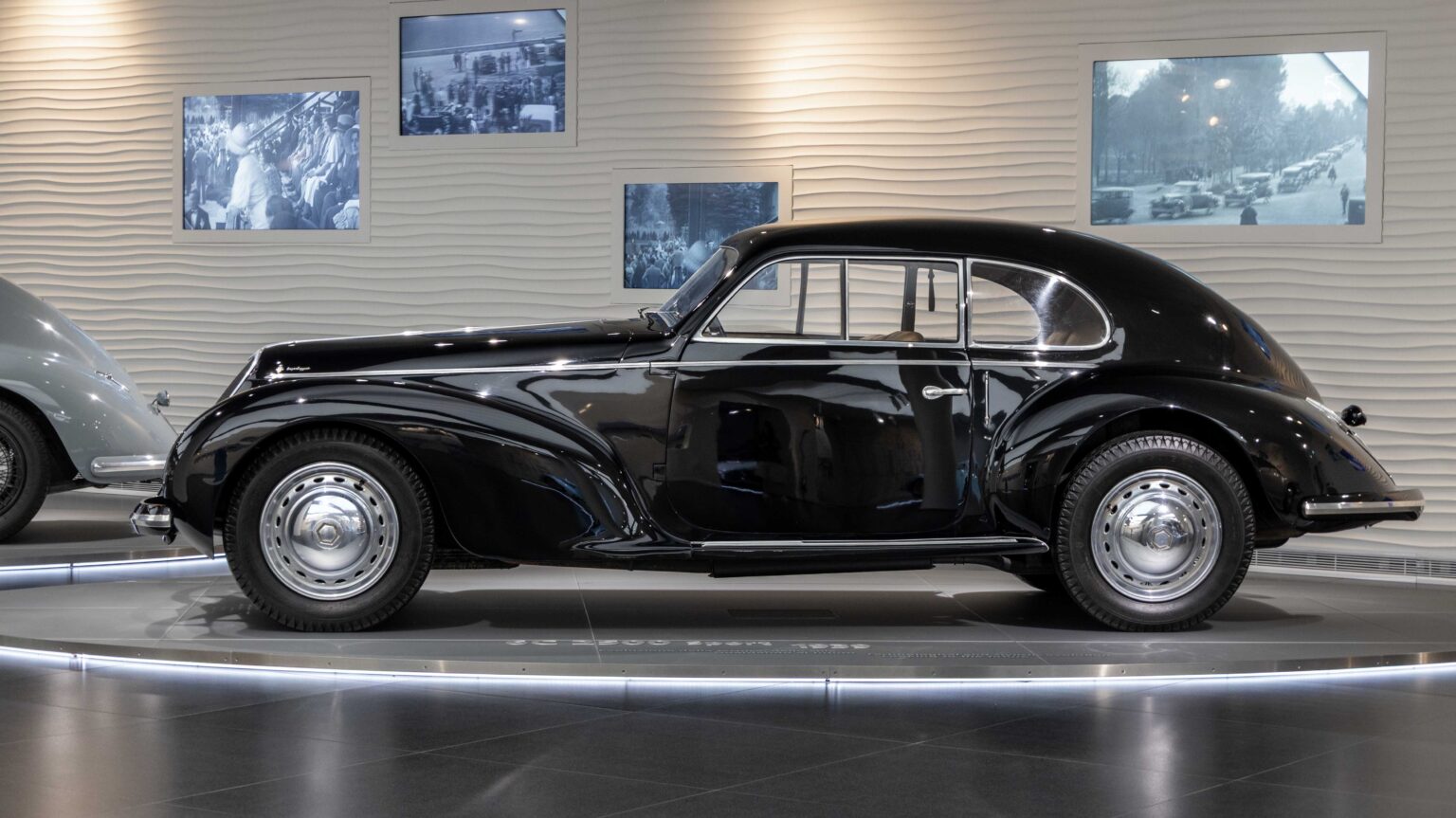 Alfa-Romeo-6C-2500-Sport