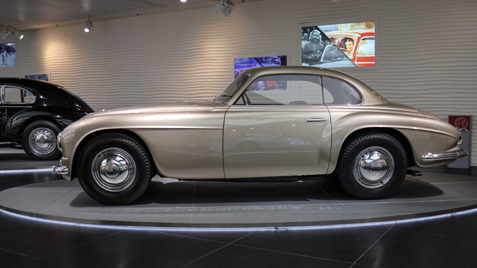 Alfa-Romeo-6C-2500-Super-Sport-Villa-dEste-profile
