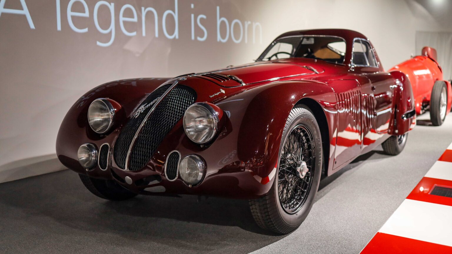 Alfa-Romeo-8C-2900-B-Speciale-Tipo-Le-Mans-in-Milano