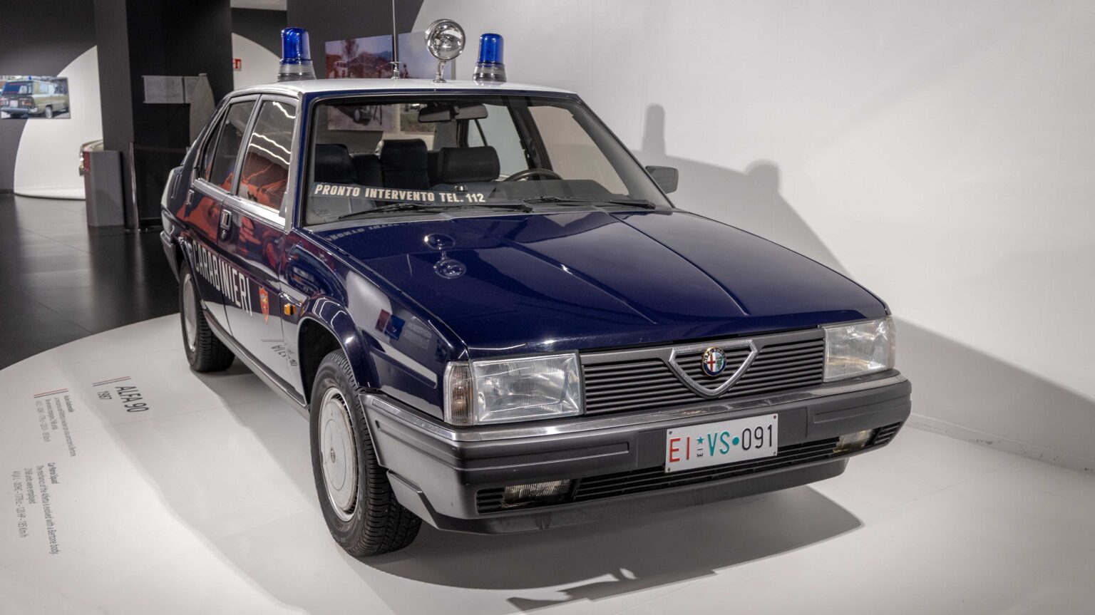 Alfa-Romeo-90-Carabinieri