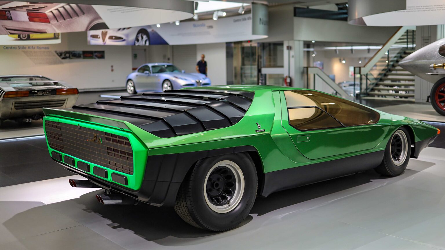 Alfa-Romeo-Carabo-1968-Bertone-concept