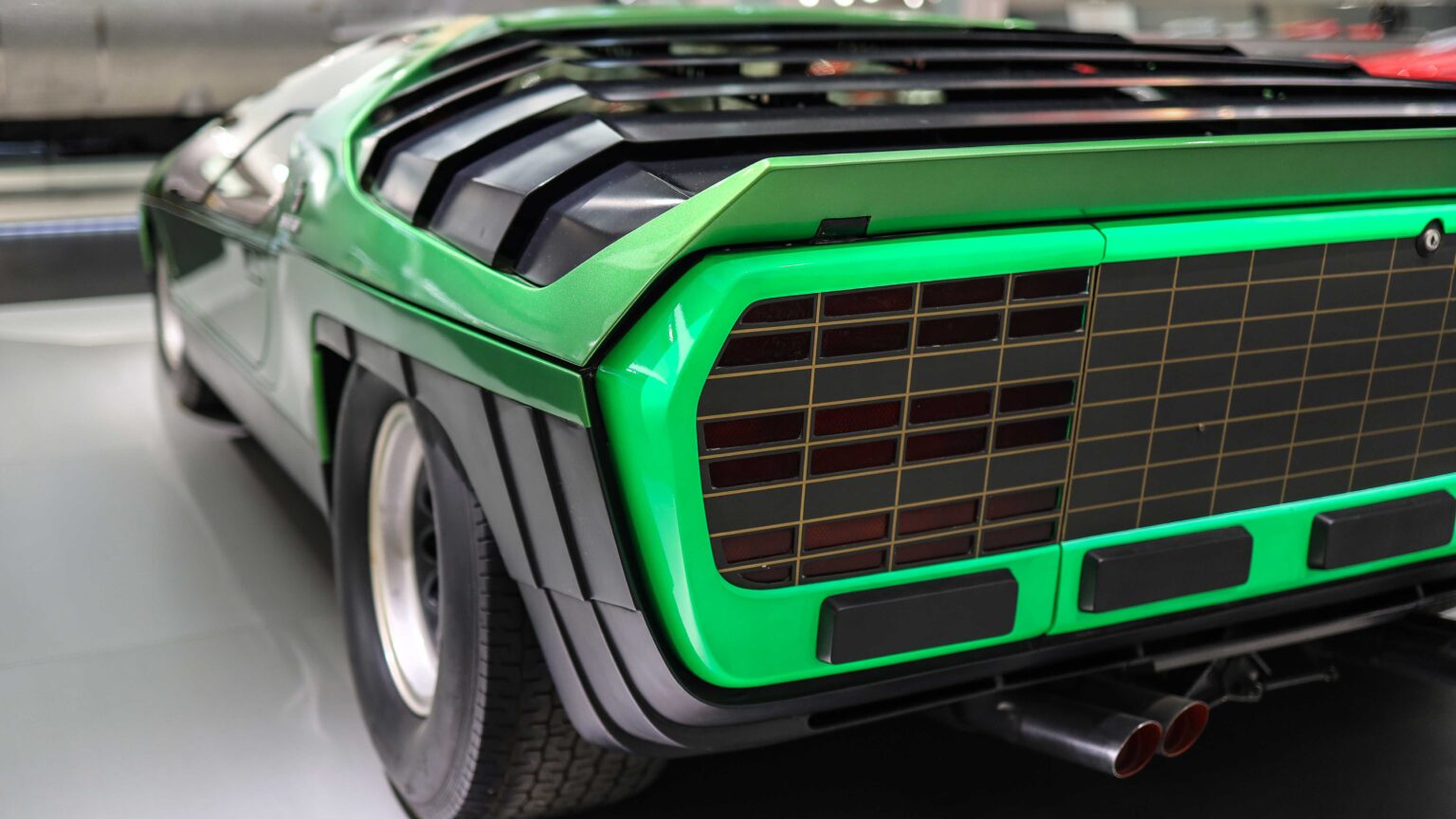 Alfa-Romeo-Carabo-Bertone-V8