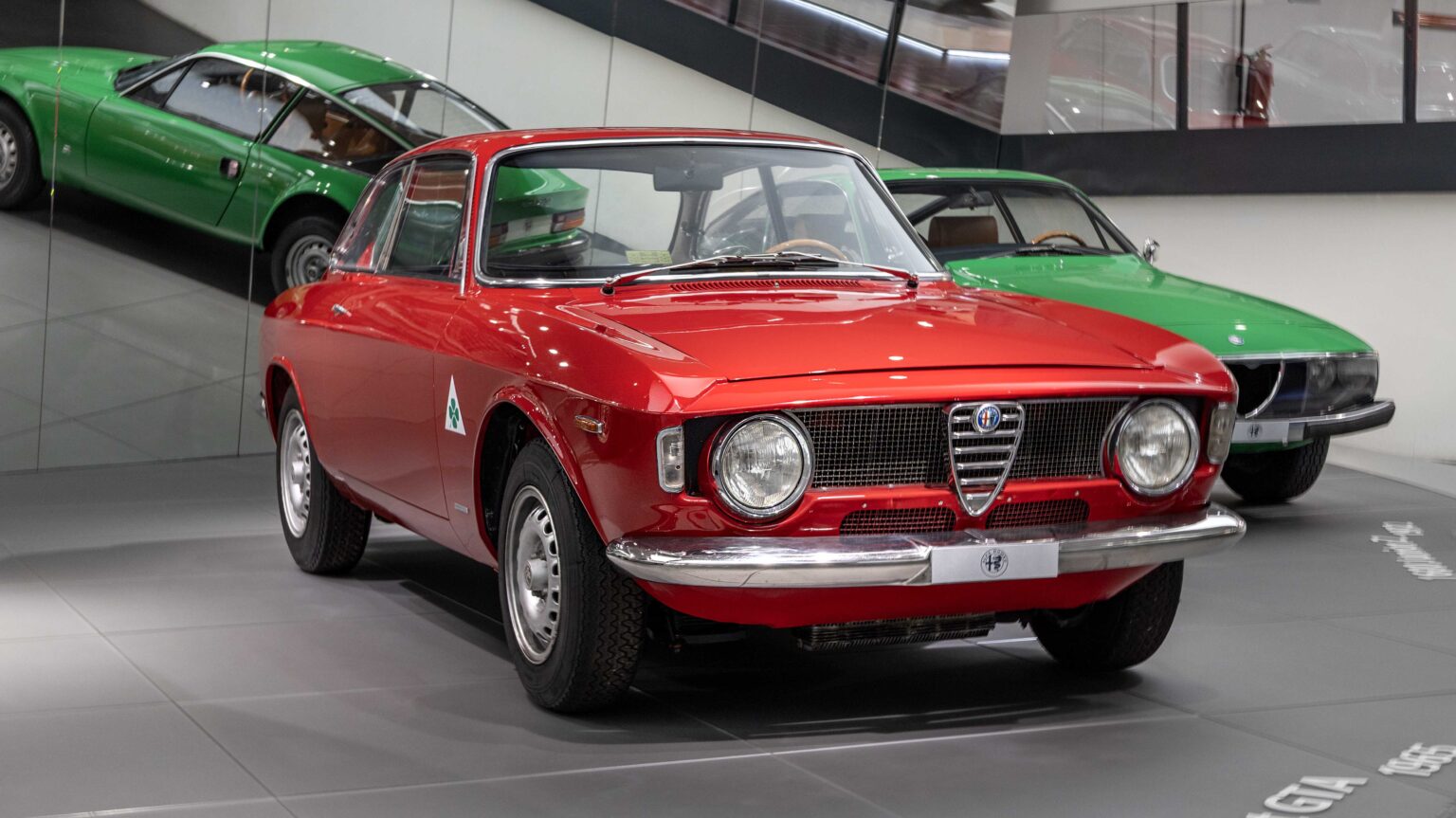 Alfa-Romeo-Giulia-Sprint-GTA-1965-front