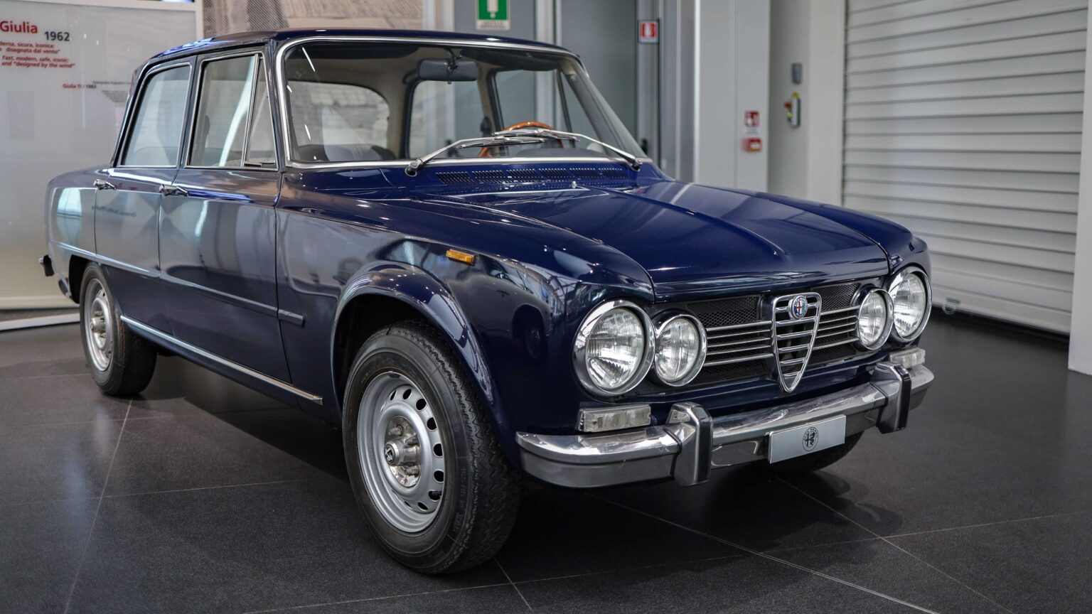 Alfa-Romeo-Giulia-Super-1962-at-Milan-Museum