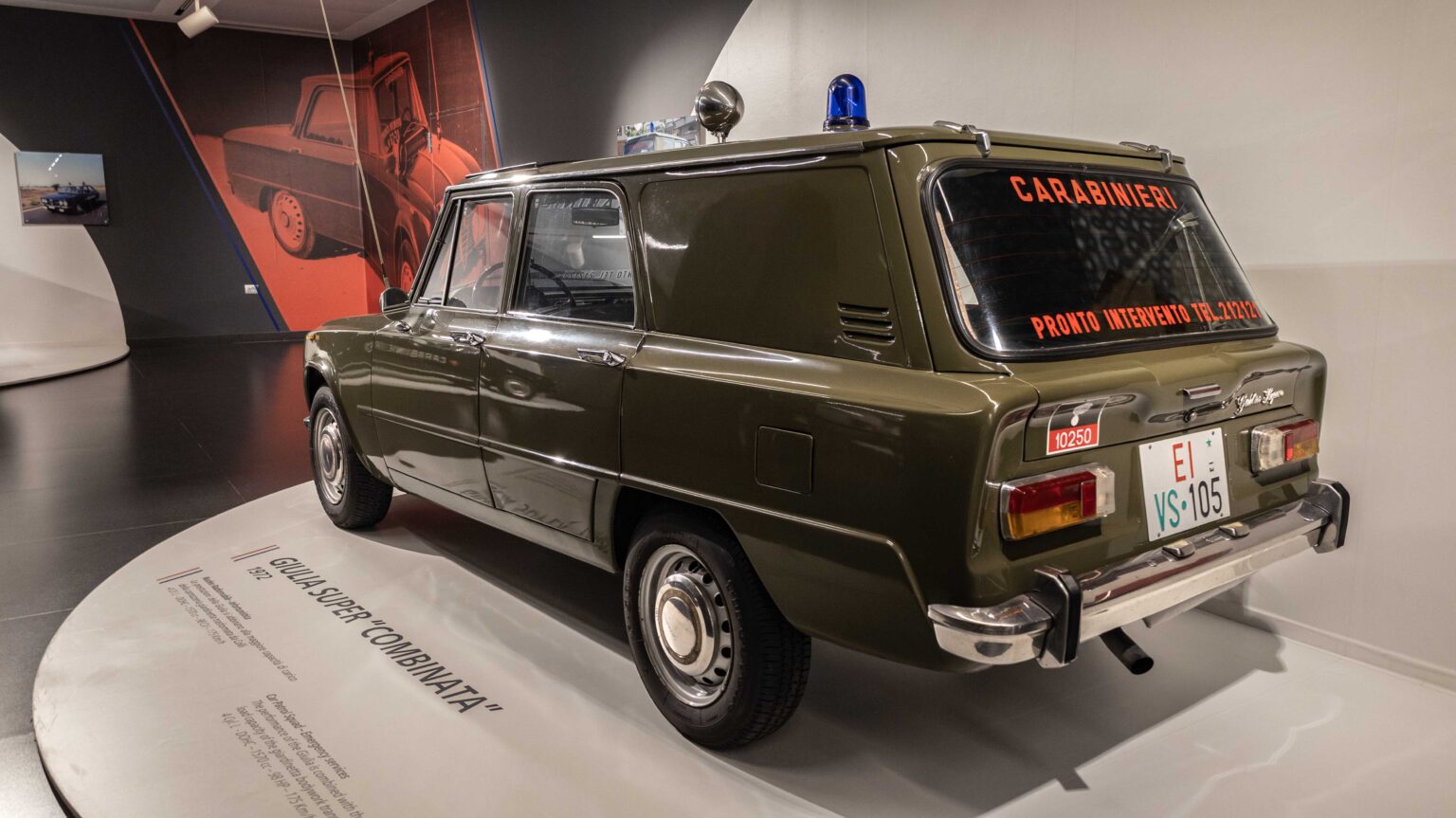 Alfa-Romeo-Giulia-Super-Carabinieri