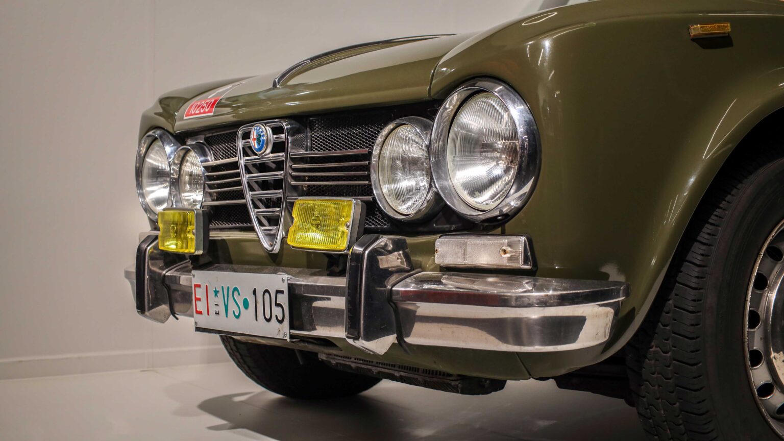 Alfa-Romeo-Giulia-Super-front