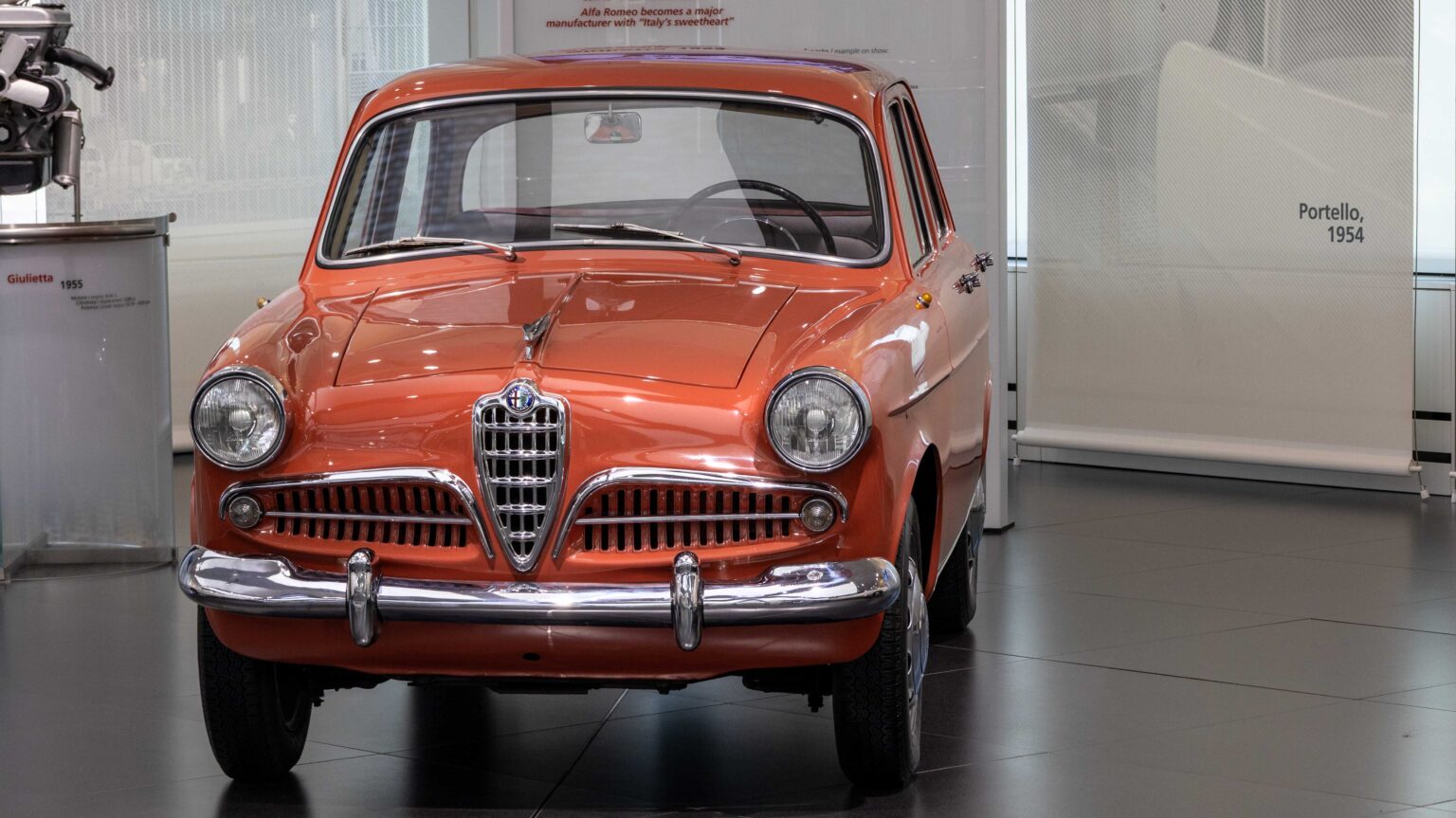 Alfa-Romeo-Giulietta-1955-front