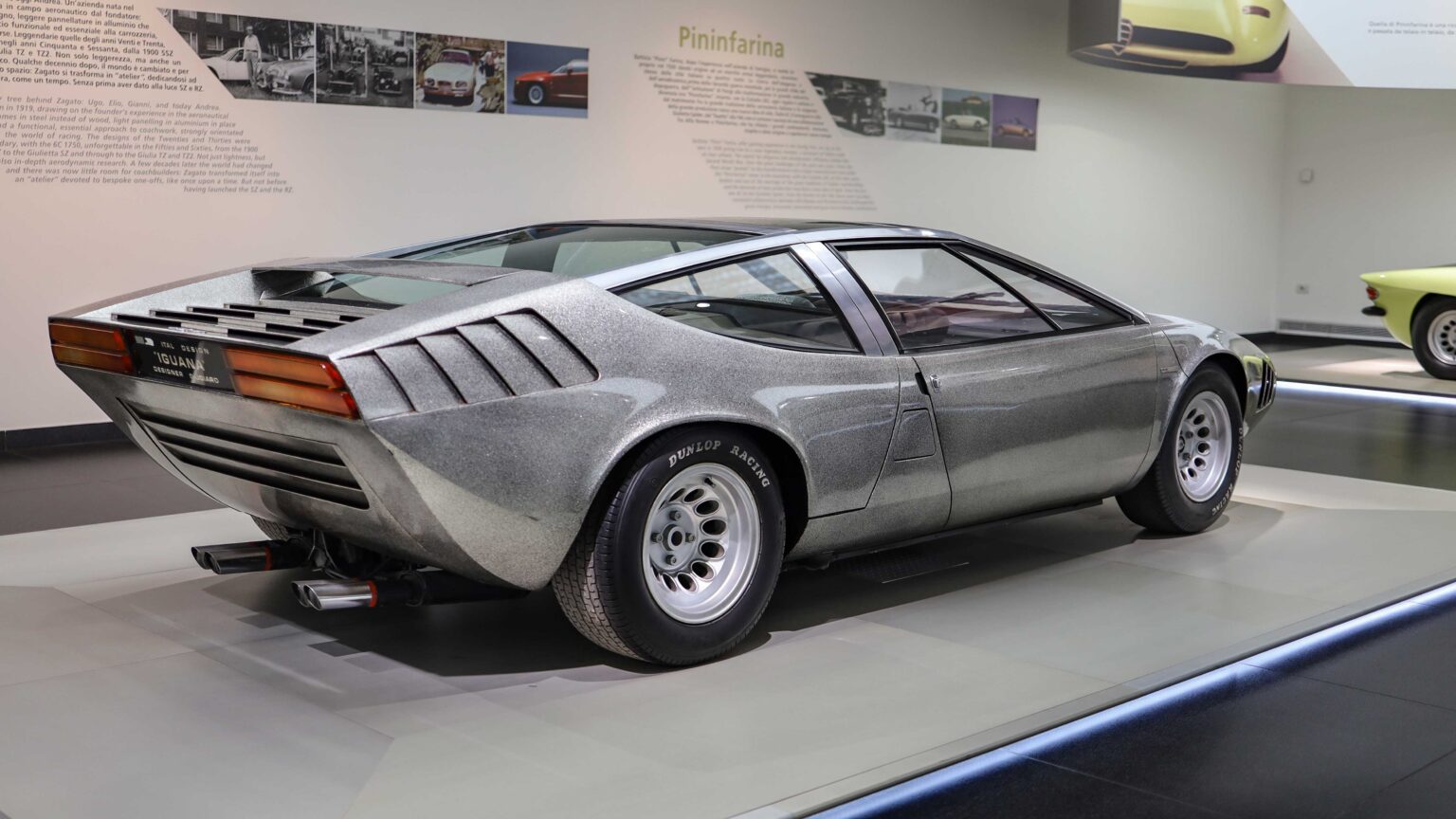 Alfa-Romeo-Iguana-1969-by-Giugiaro