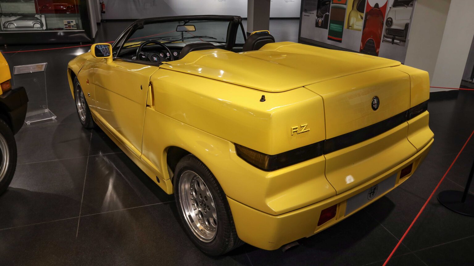 Alfa-Romeo-RZ-Giallo-Yellow