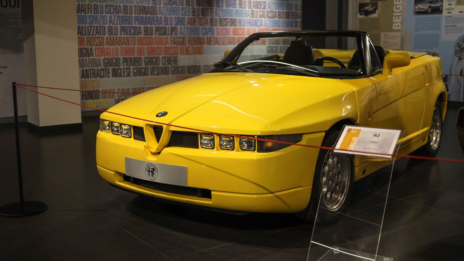 Alfa-Romeo-RZ-Yellow-1992