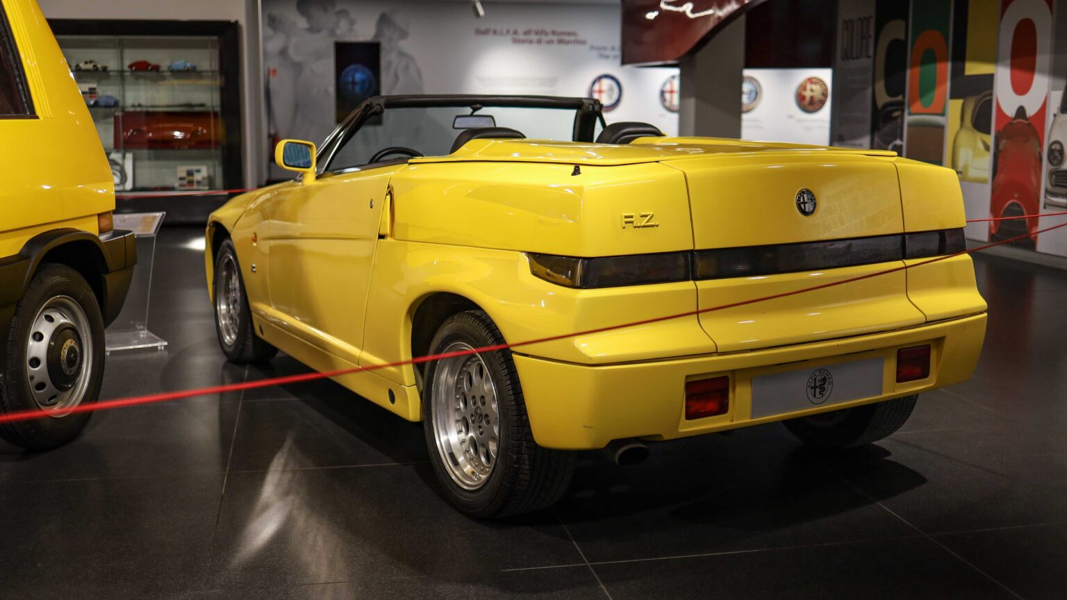 Alfa-Romeo-RZ-rear