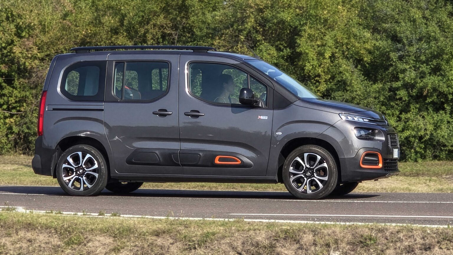 Citroen-Berlingo-XTR-2025