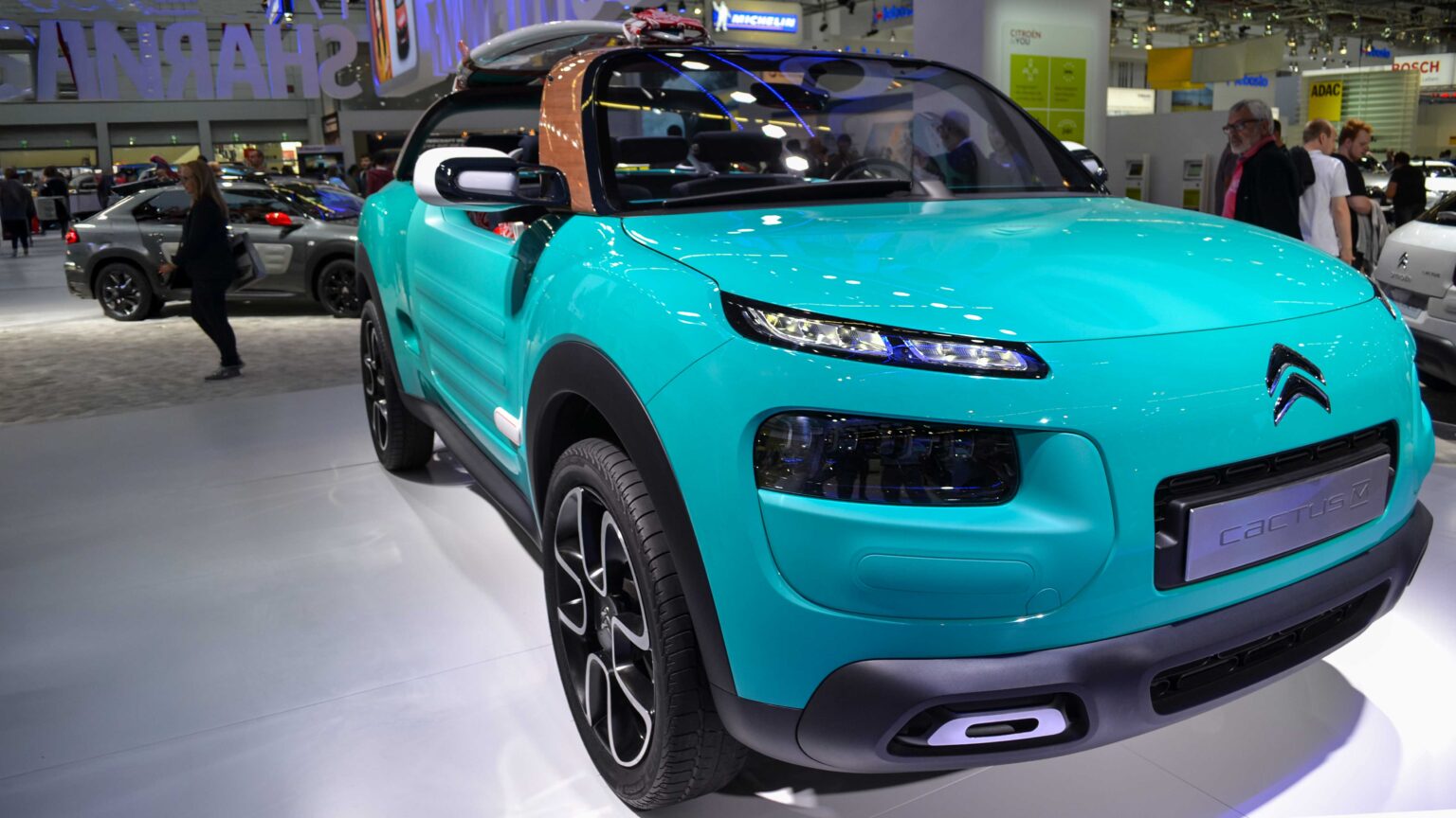 Citroen-C4-Cactus-Concept-2015