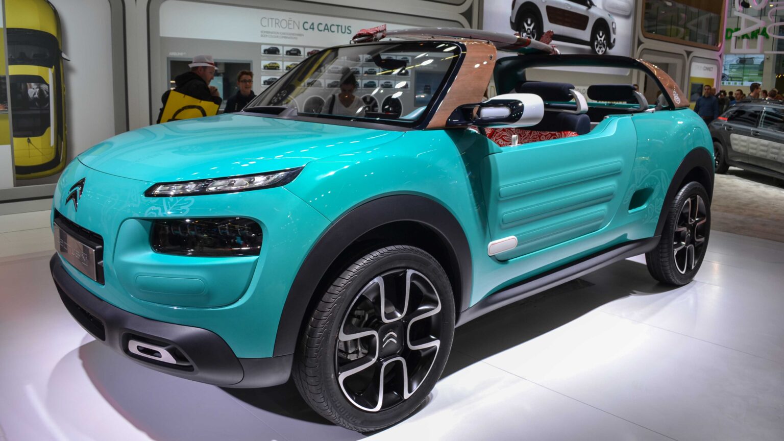 Citroen-C4-Cactus-Concept-at-IAA-2015
