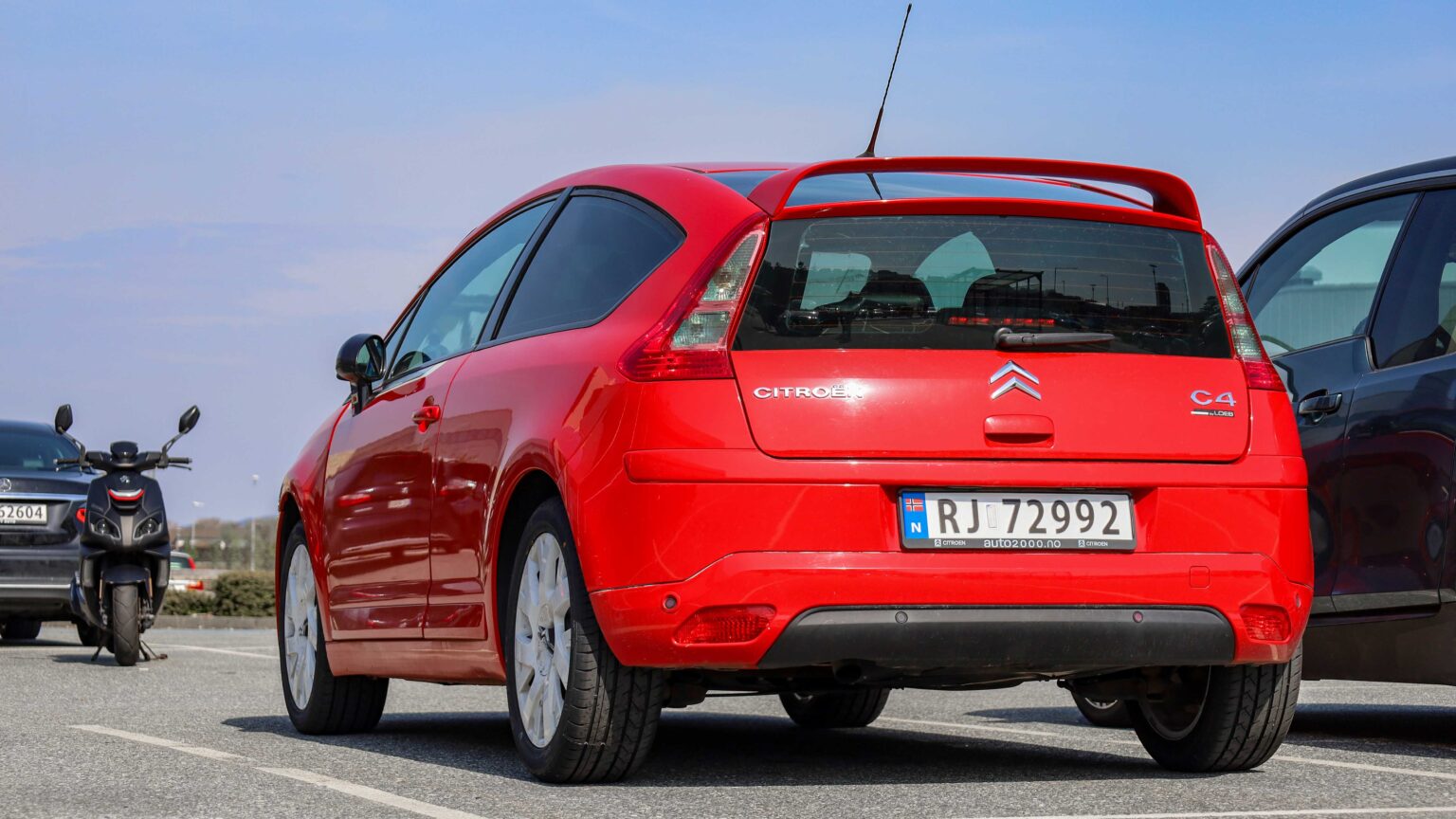 Citroen-C4-Coupe-HDI-2007-by-Loeb