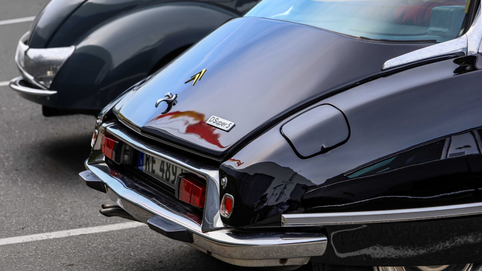 Citroen-D-Super-5-rear
