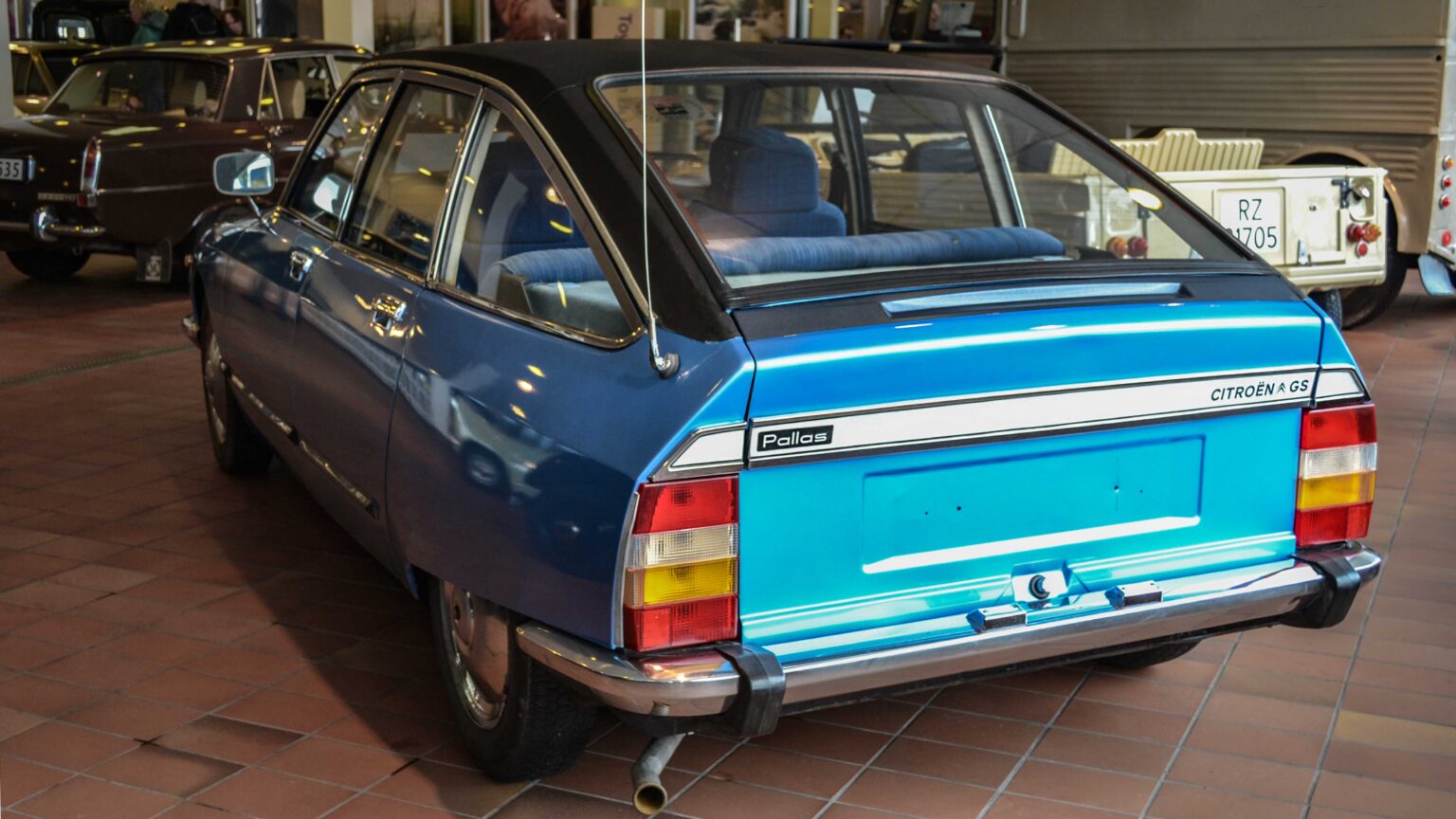 Citroen-GS-blue
