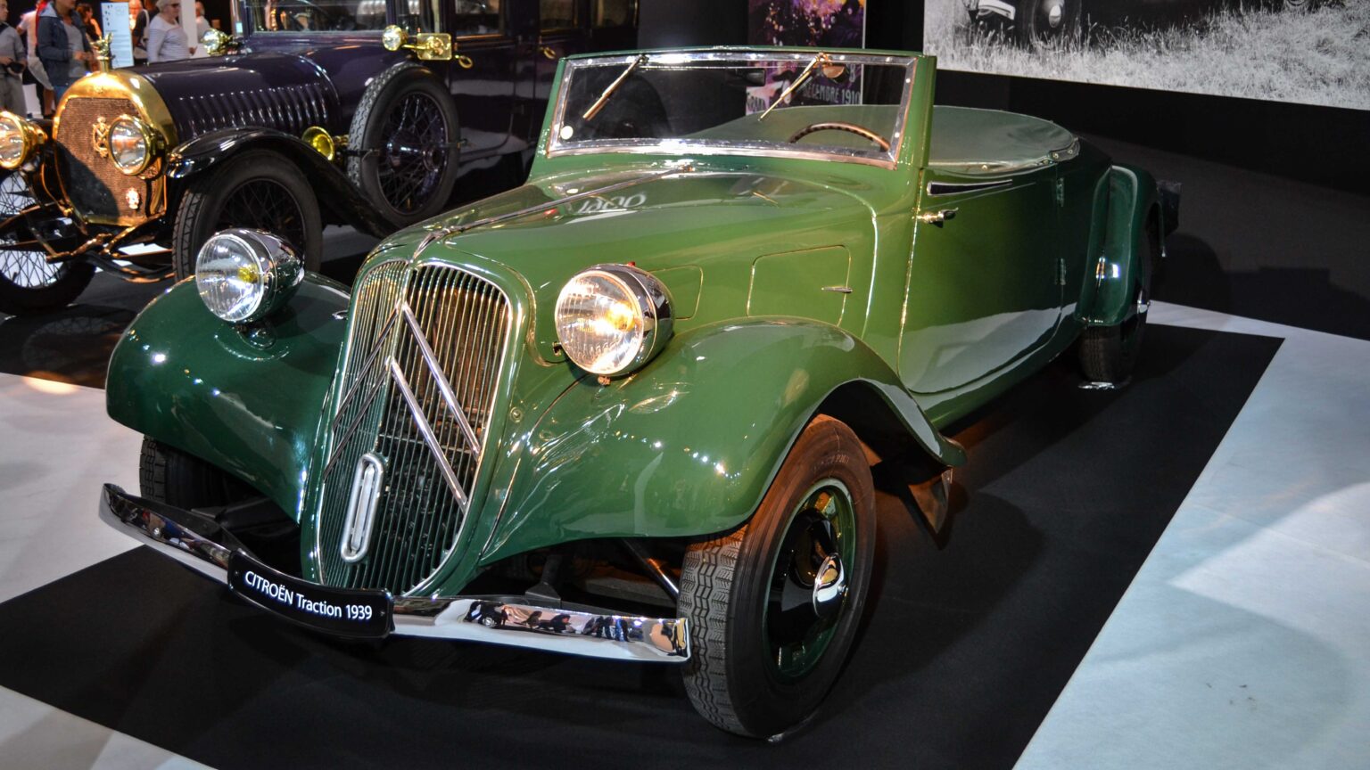 Citroen-Traction-1939-Cabriolet