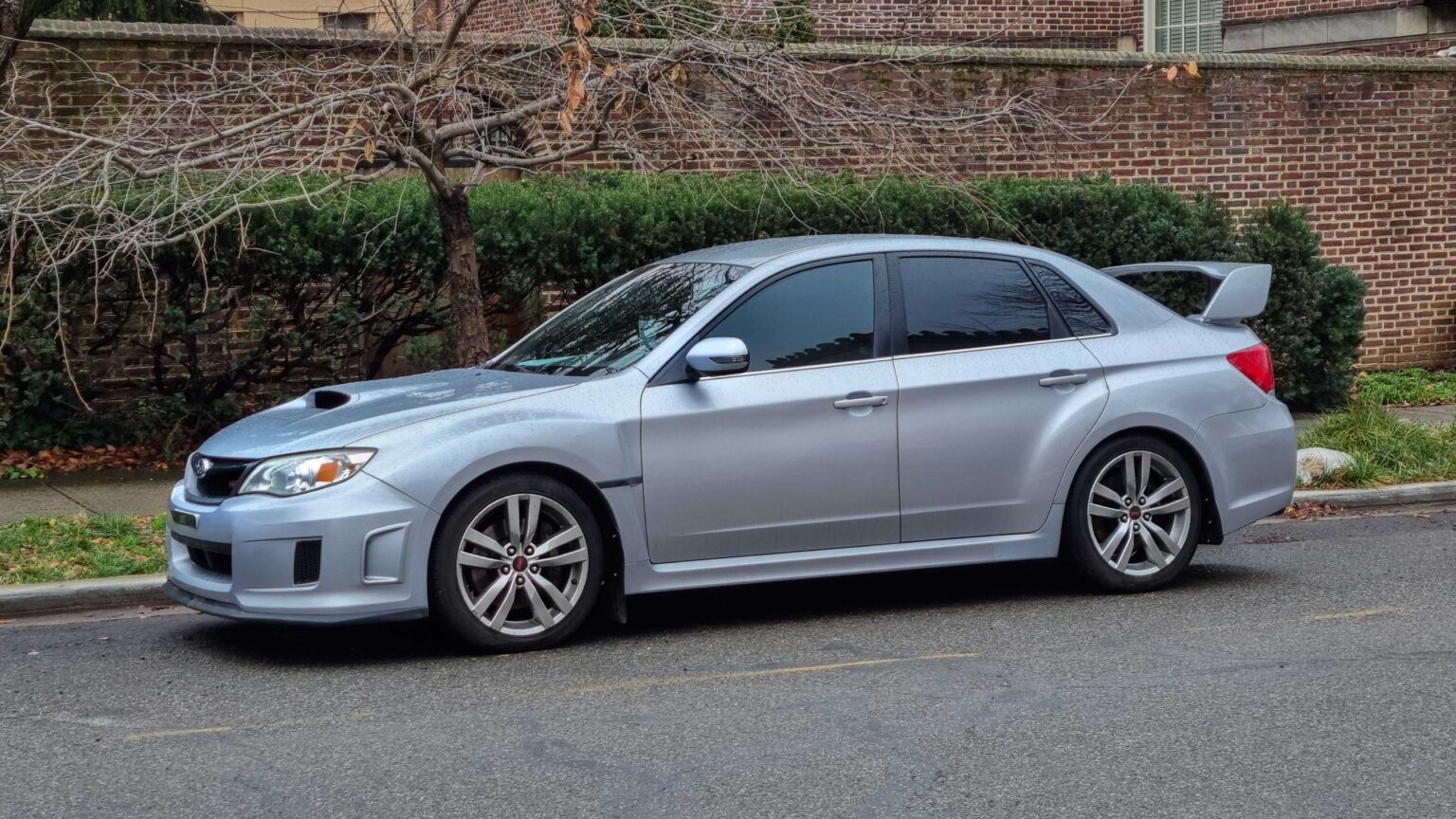 Subaru-Impreza-WRX-sedan-silver