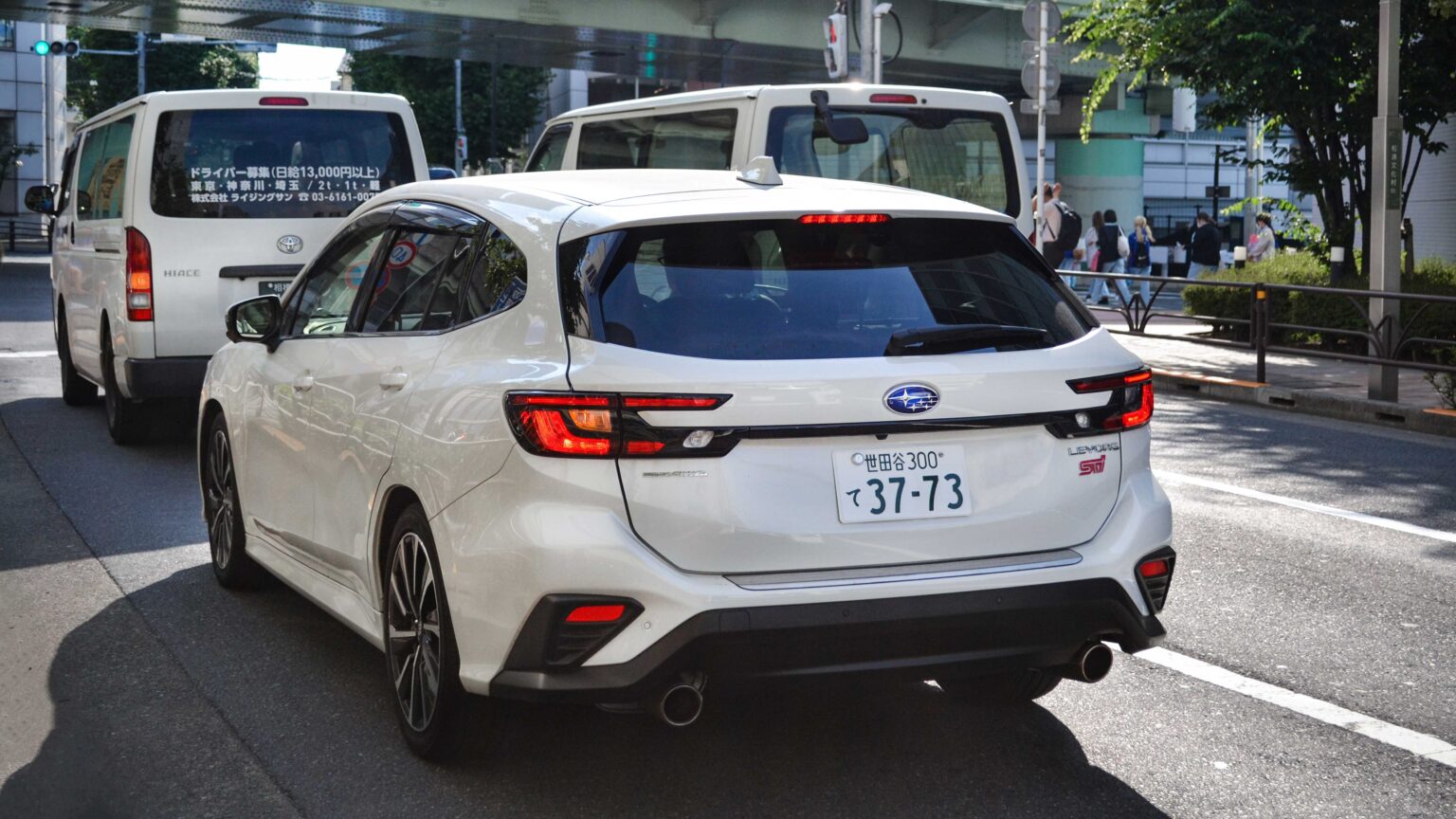 Subaru-Levorg-STI-white-in-Tokyo