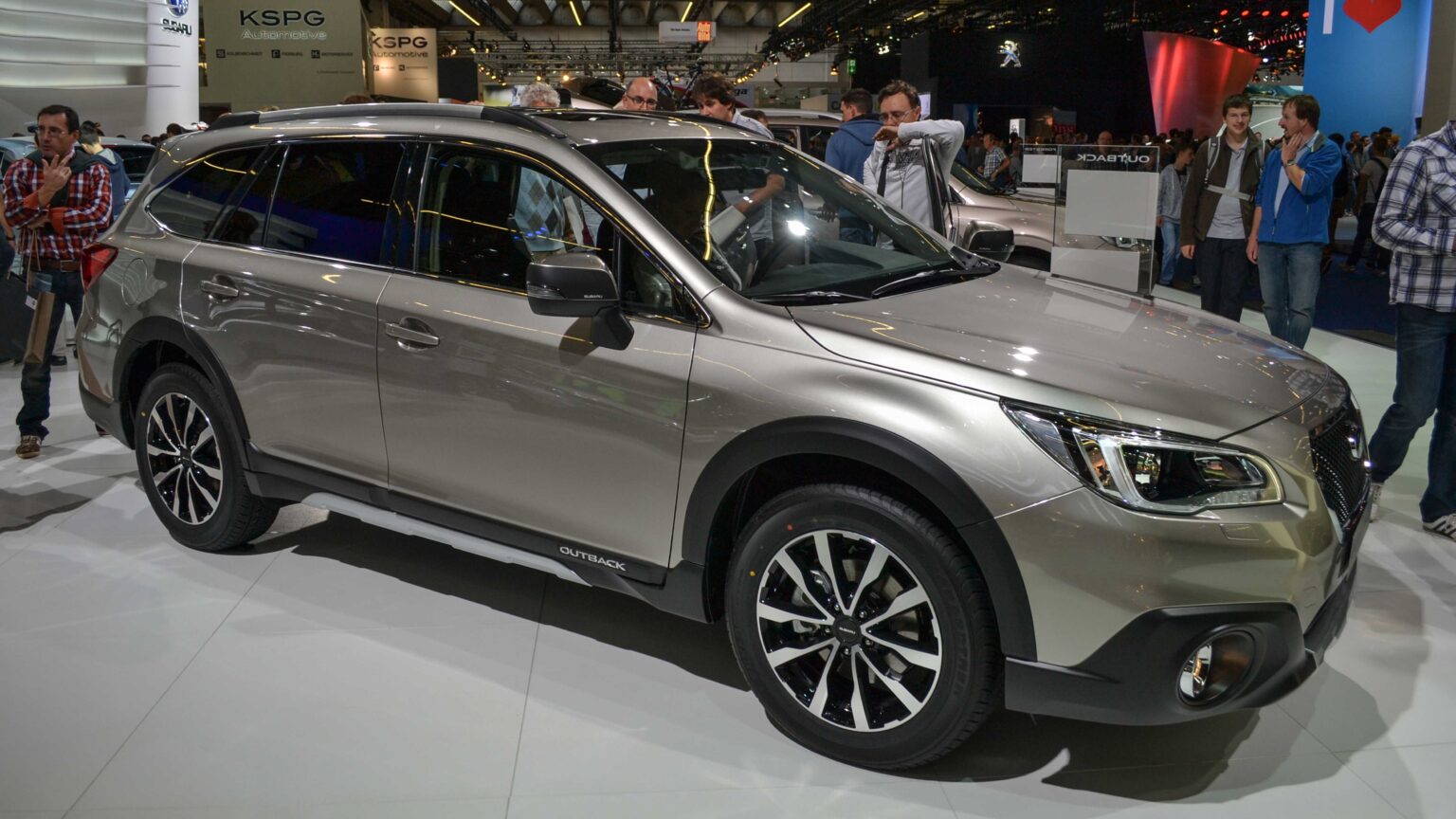 Subaru-Outback-side