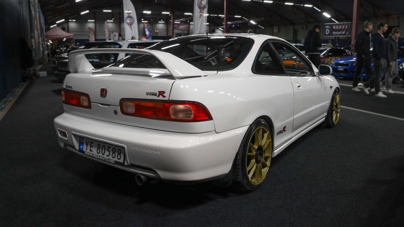Honda-Integra-Type-R-white-rear