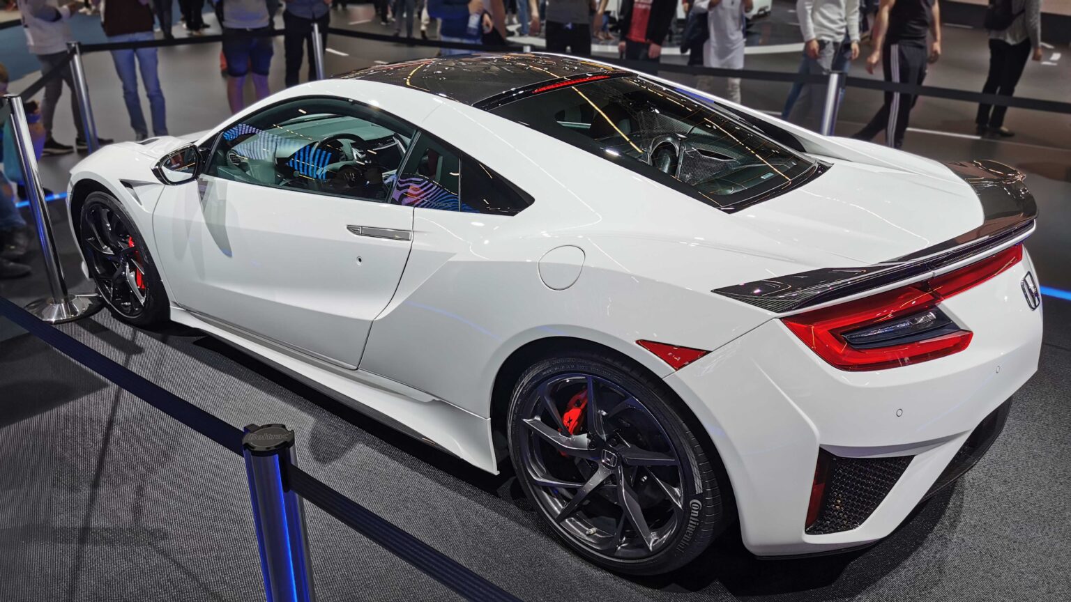 Honda-NSX-rear-white-2019