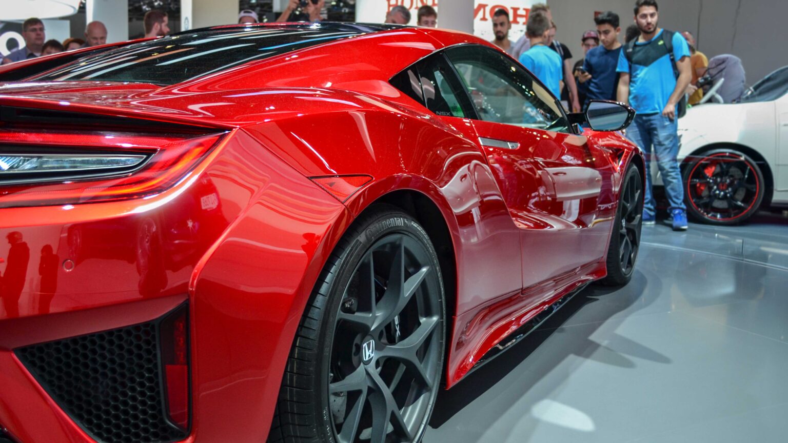 Honda-NSX-side