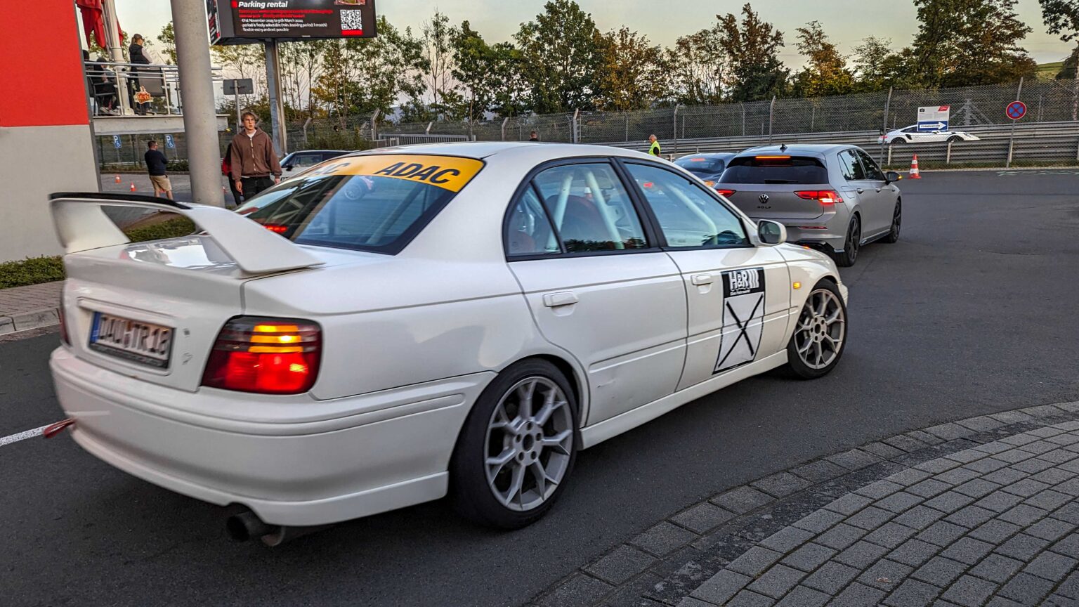 Honda-Accord-Type-R-at-Nurburgring