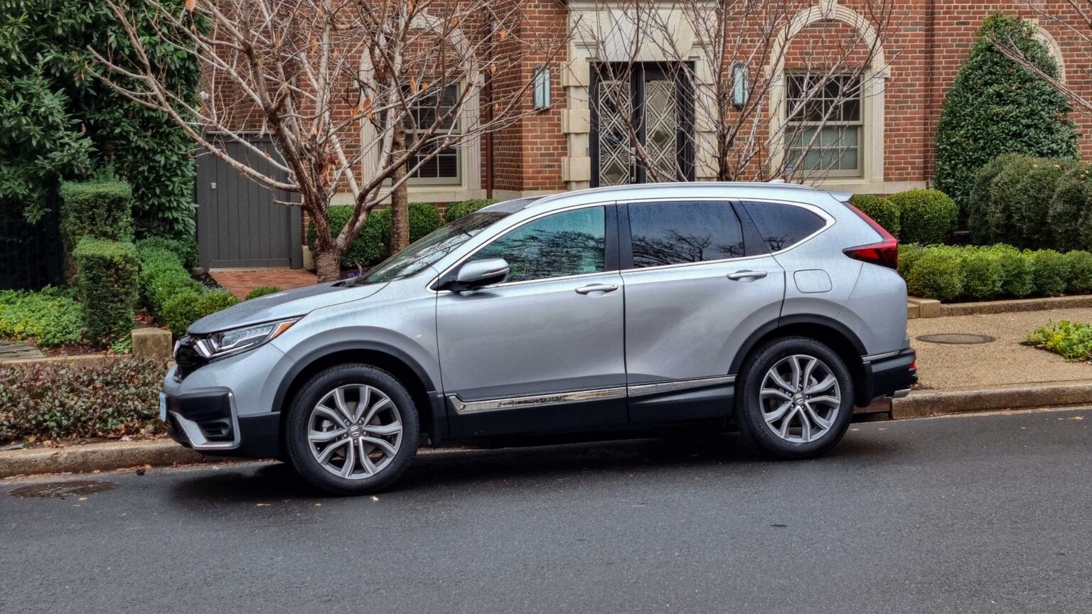 Honda-CR-V-2021-in-USA