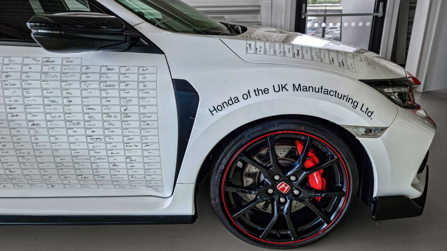 Honda-Civic-Type-R-2021-The-last-Honda-from-Swindon-factory