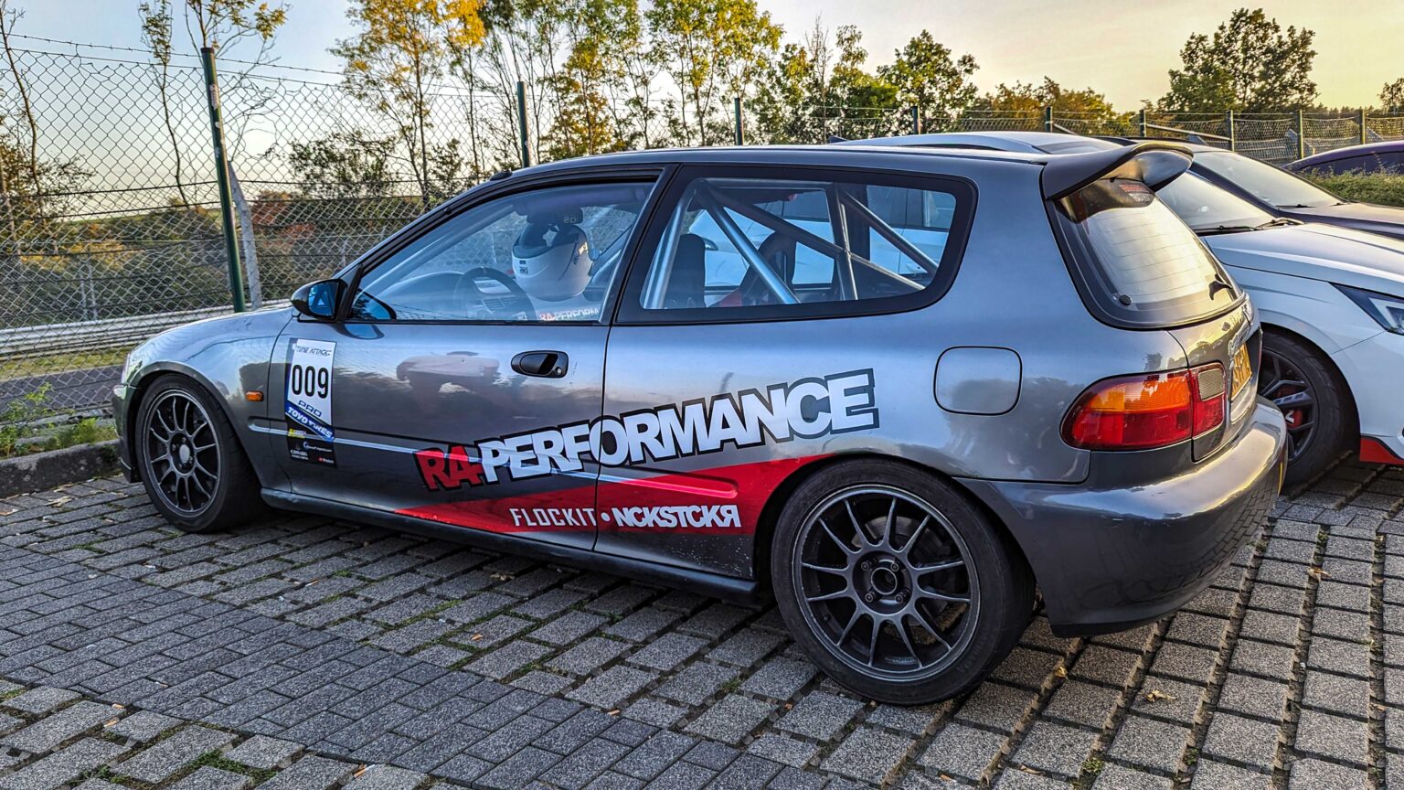Honda-Civic-at-Nurburgring