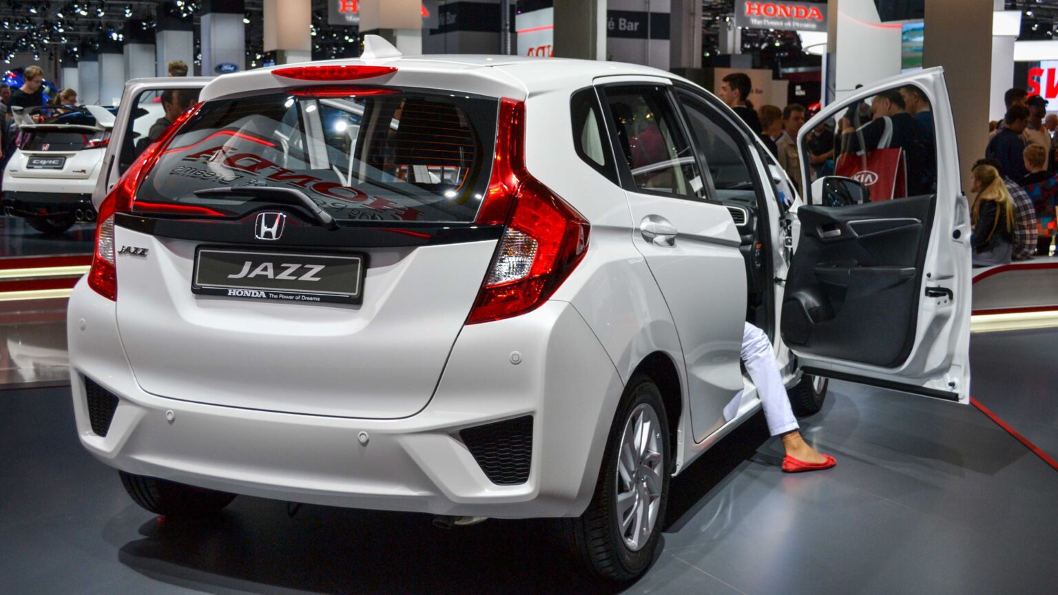 Honda-Jazz-white-rear