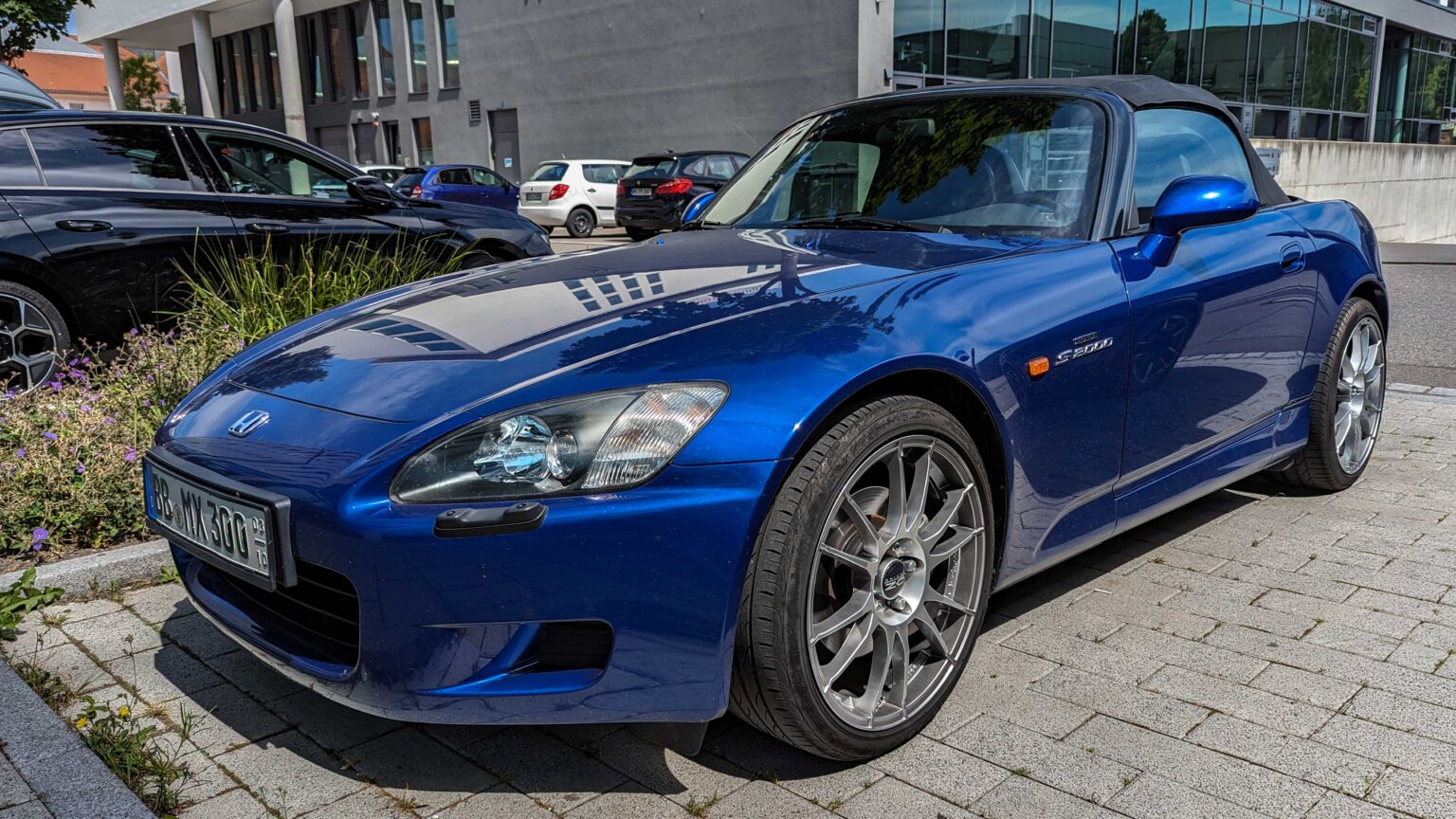 Honda-S2000-blue