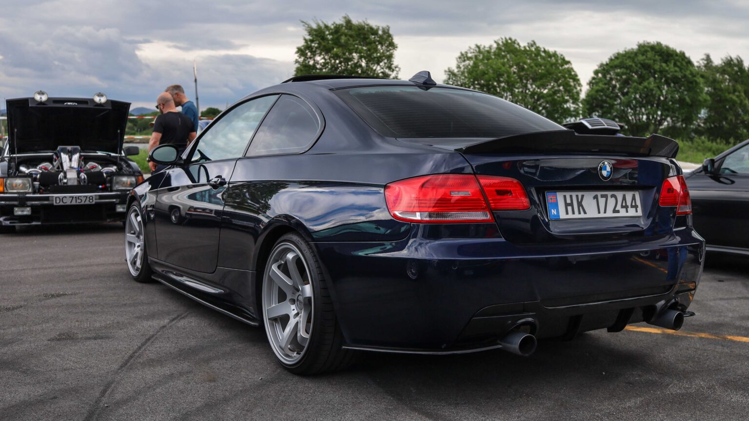 BMW-335i-Coupe-E92-2009